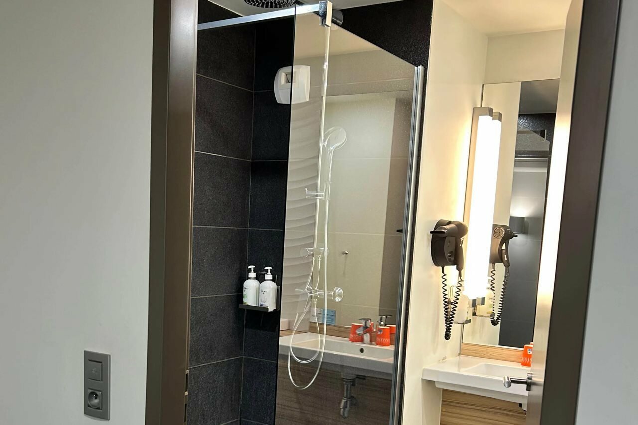 Фото B&B HOTEL Le Havre Centre