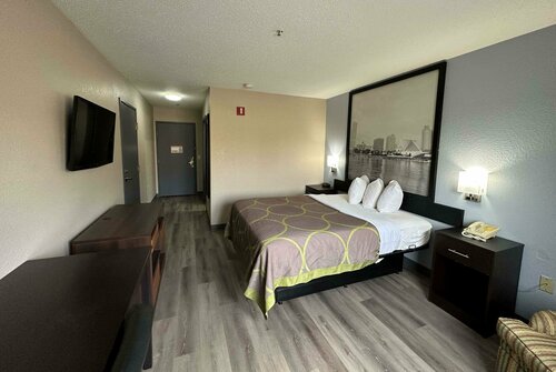 Гостиница Super 8 by Wyndham Green Bay I-43 Bus. Park в Грин Бэй