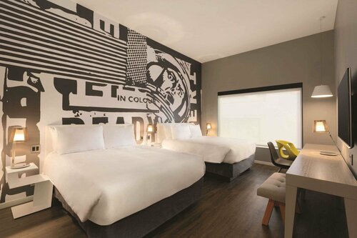 Гостиница Radisson Red Minneapolis Downtown в Миннеаполисе