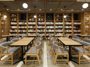 Гостиница Lamp Light Books Hotel Sapporo
