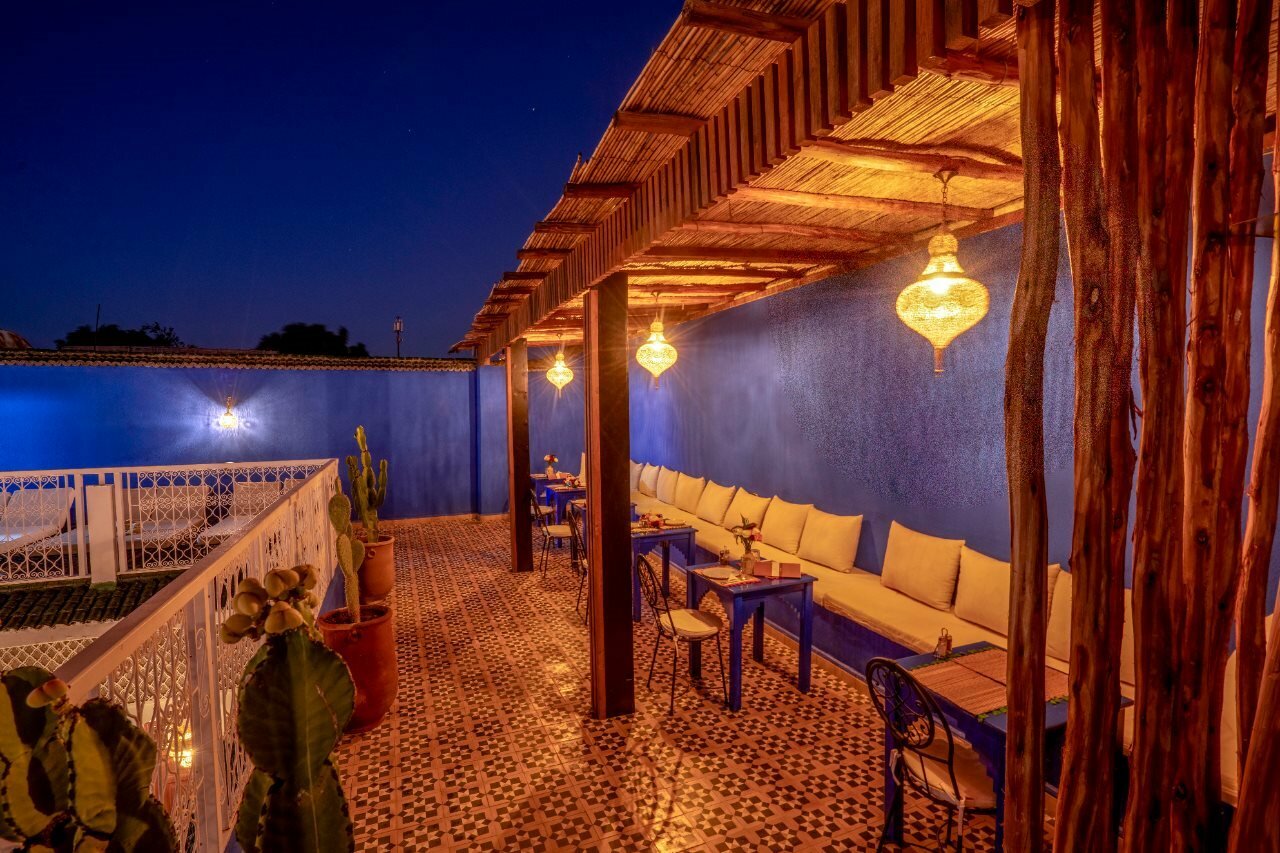 Фото отеля 2