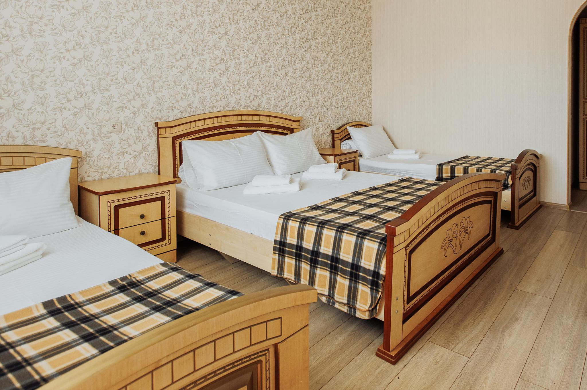 Фото Диана Аллама групп