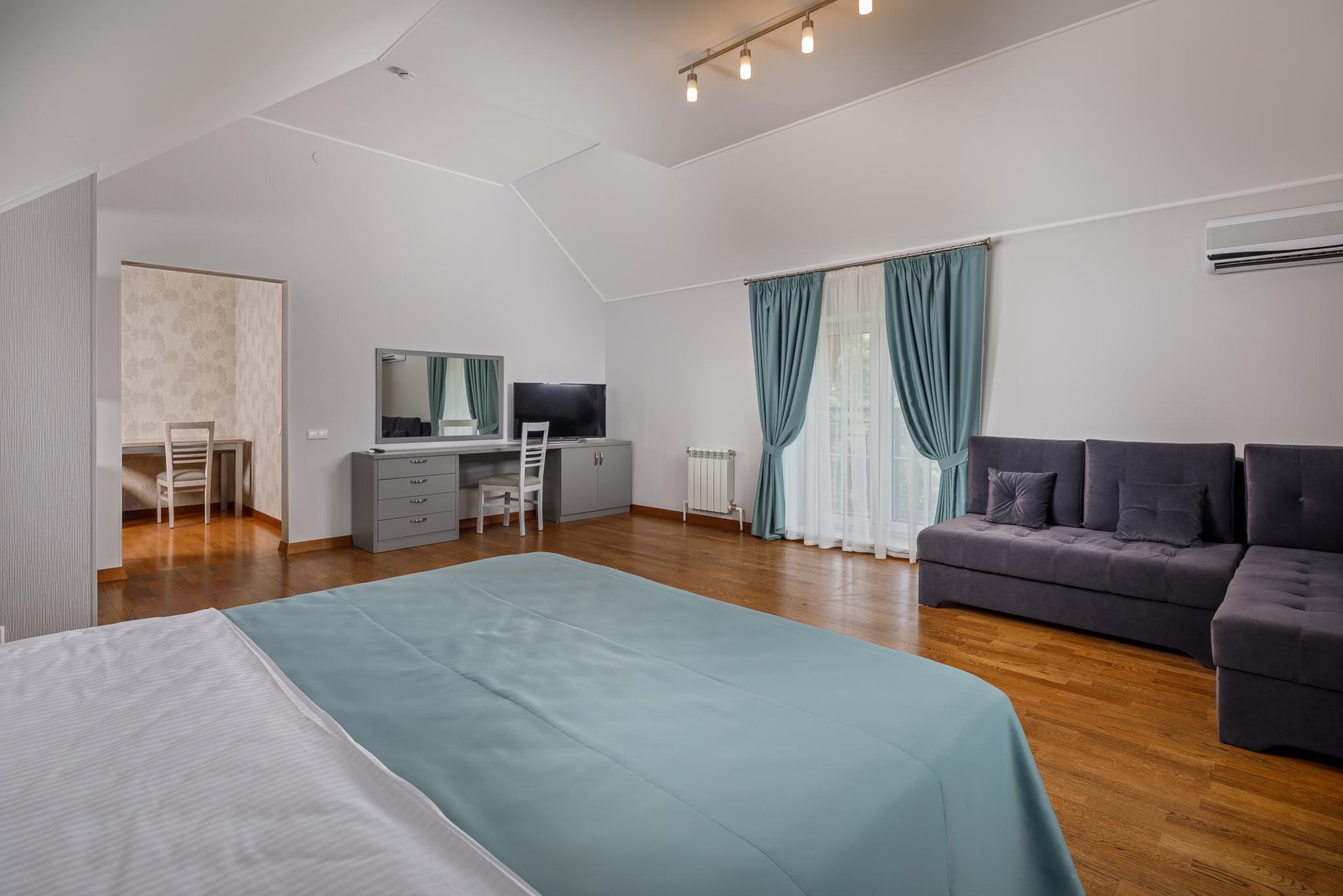 Фото Лесной