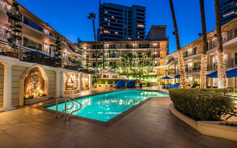 Гостиница Beverly Hills Plaza Hotel & SPA в Лос-Анджелесе