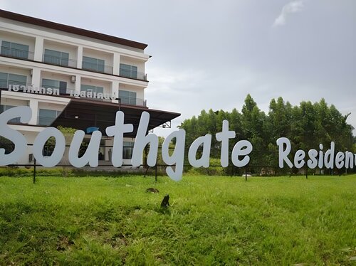 Гостиница Southgate Residence Hotel