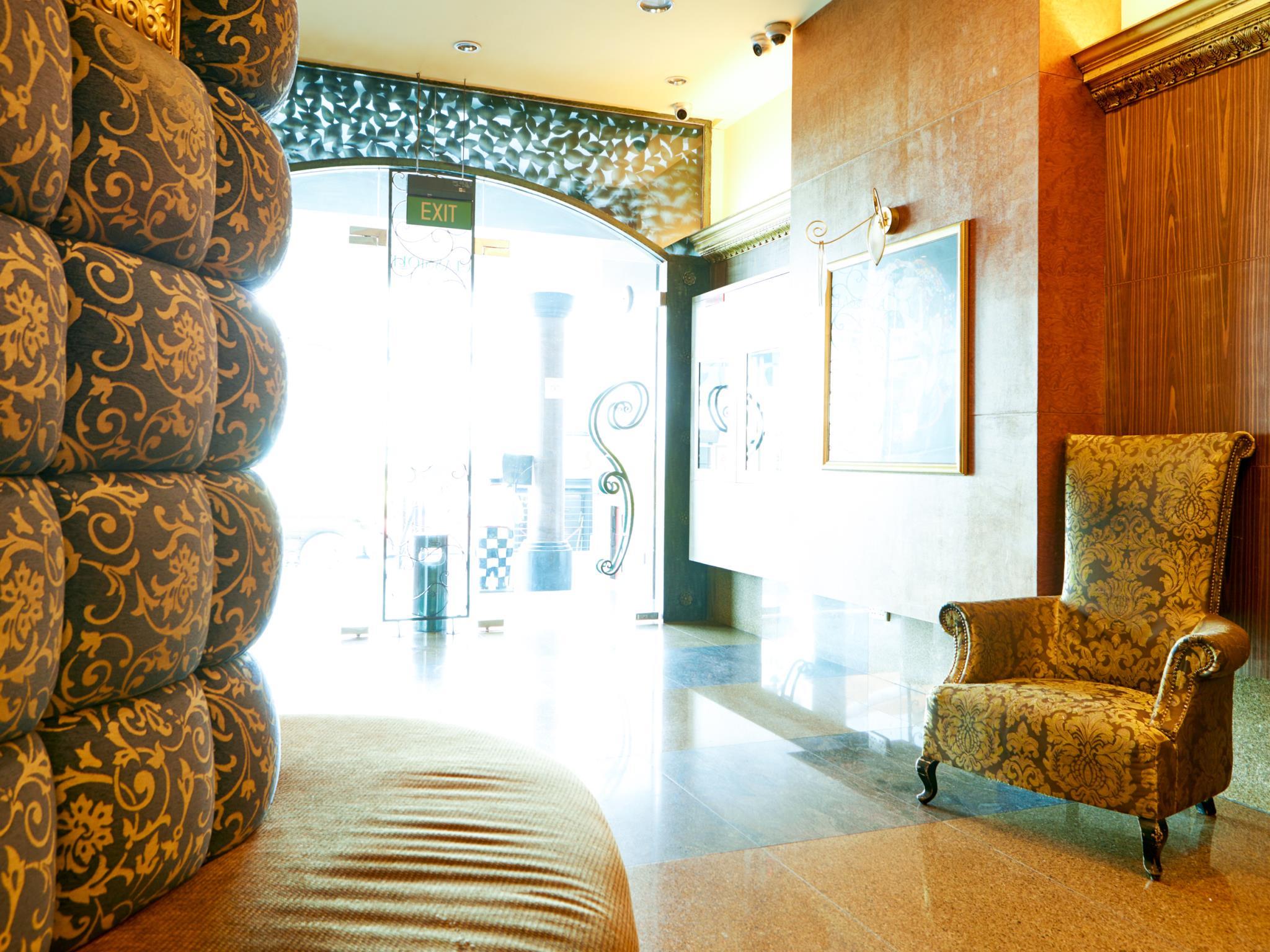 Фото Classique Hotel