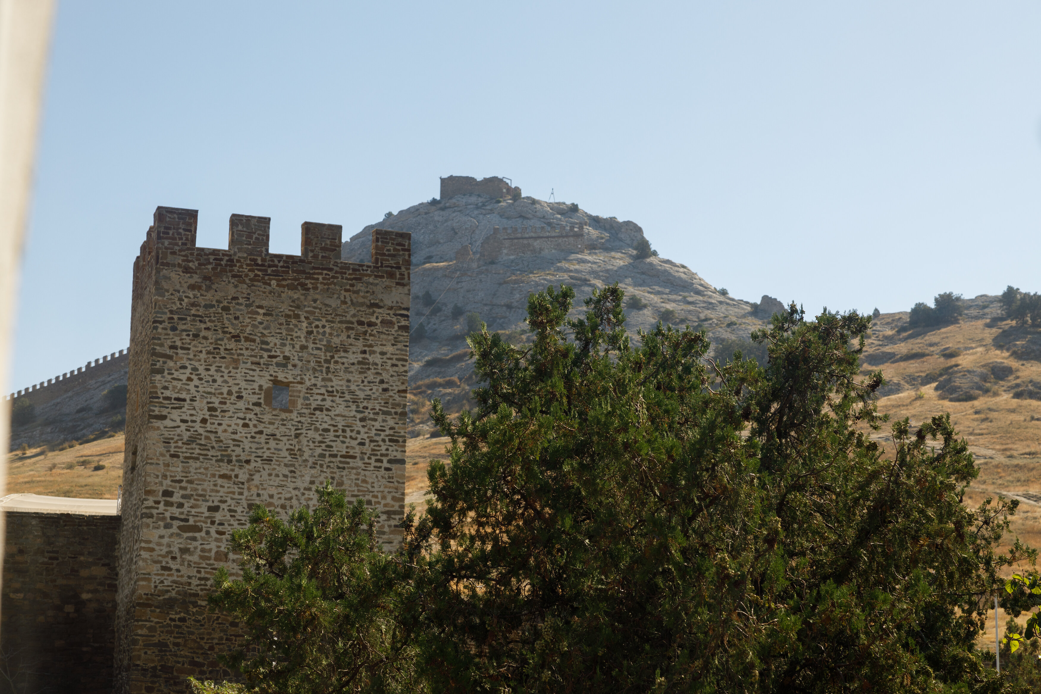 Фото Под крепостью