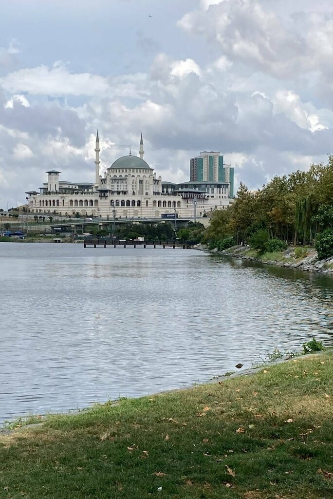 Park Küçükçekmece Lake Park, Istanbul, photo