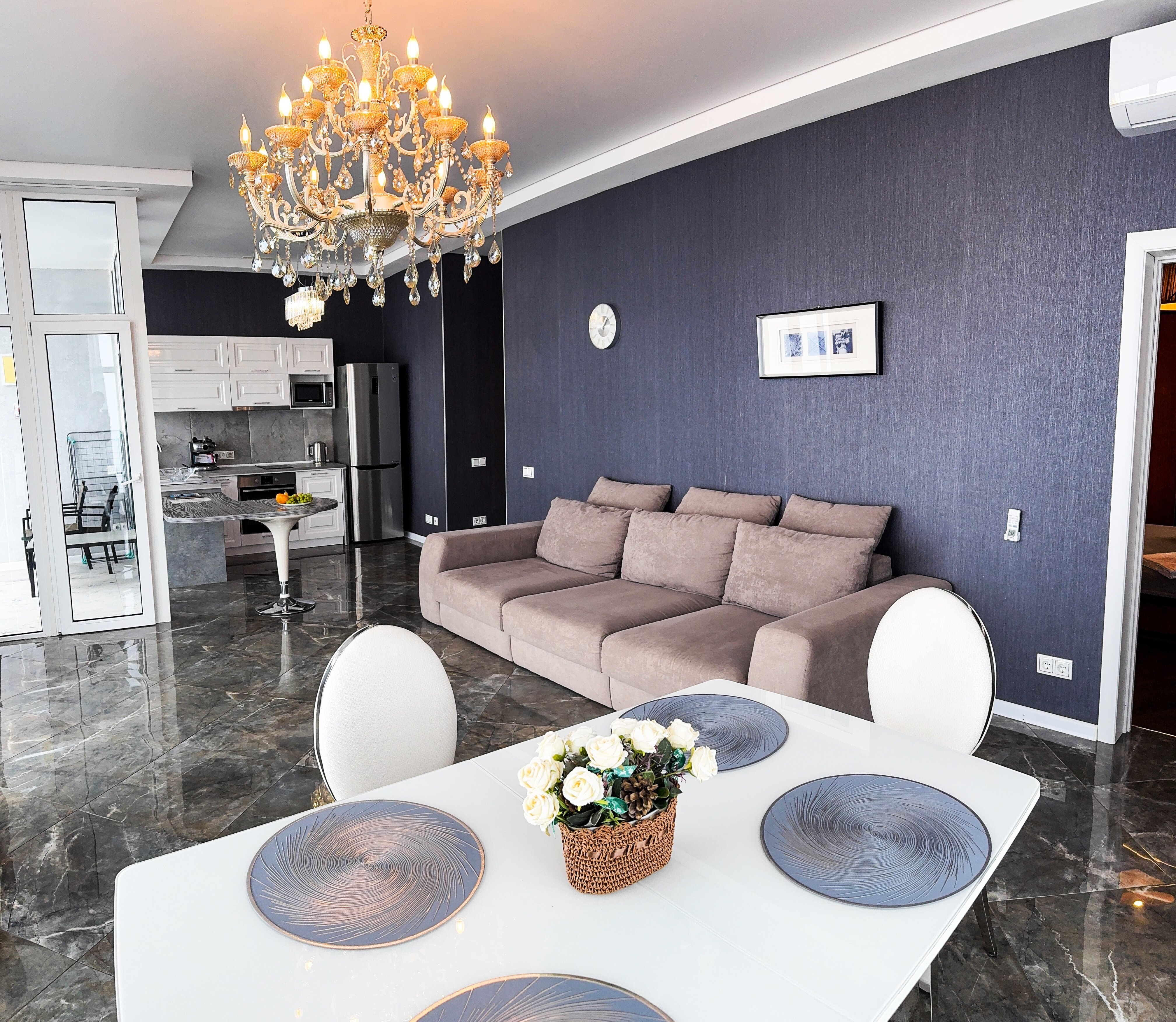 Фото Avalon Apartments