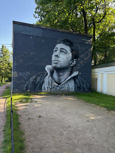 Graffiti to Sergei Bodrov (Alexandra Nevskogo Square, 1Б), street art