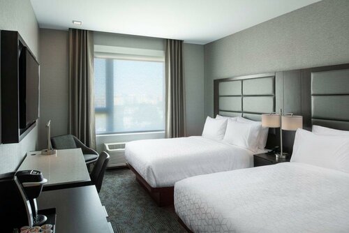 Гостиница Holiday Inn Express Boston Logan Airport - Revere, an Ihg Hotel
