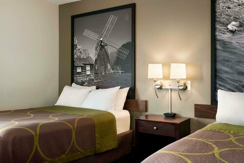 Гостиница Super 8 by Wyndham Liverpool/Syracuse North Airport