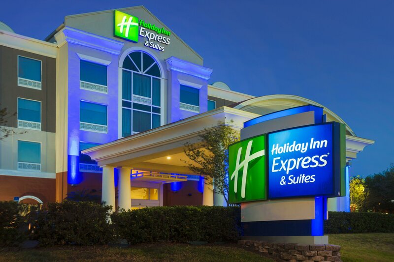 Гостиница Holiday Inn Express Hotel & Suites Tampa-Fairgrounds-Casino, an Ihg Hotel в Тампе