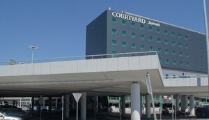 Гостиница Courtyard Warsaw Airport