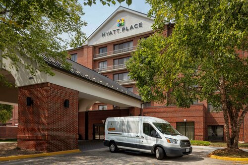 Гостиница Hyatt Place Chantilly Dulles Airport-South