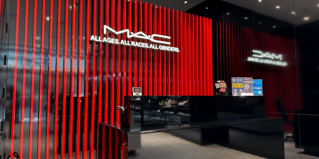 Perfume and cosmetics shop Mac, Tashkent, photo