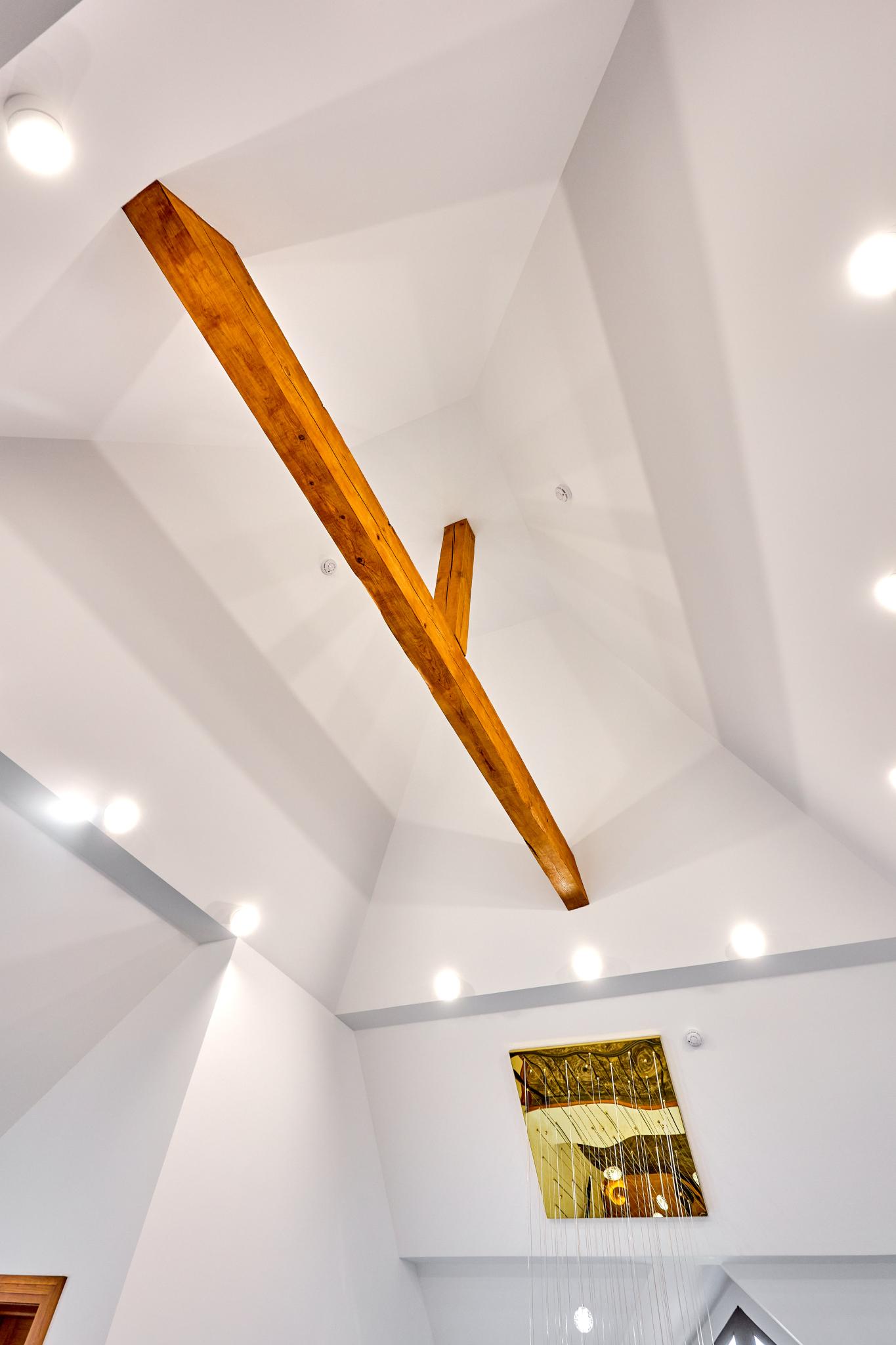 Фото Монополь