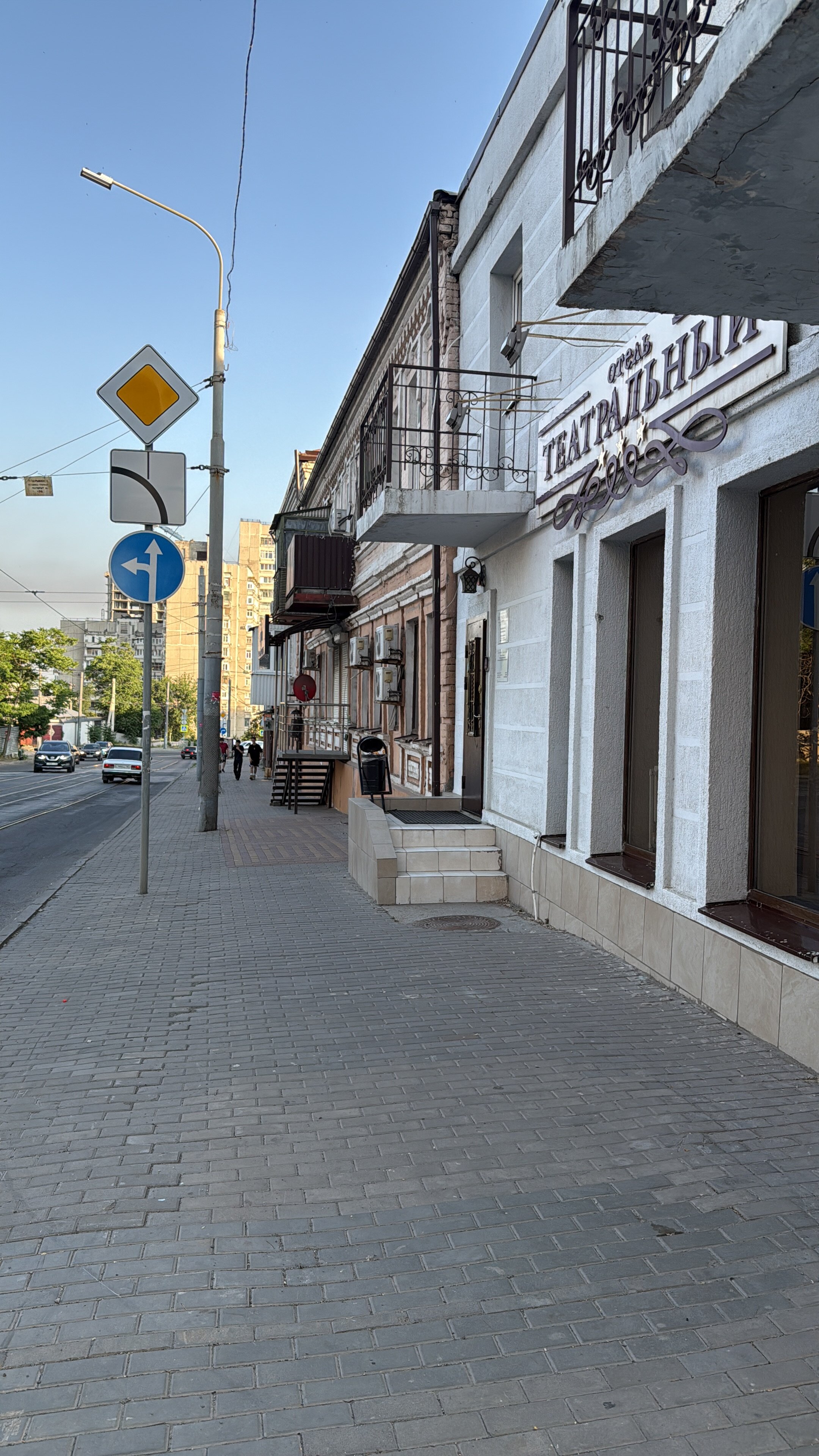 Фото Отель Театральный