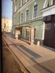 Suvorovskaya Square (Millionnaya Street, 1) ، توقف وسائل النقل العام