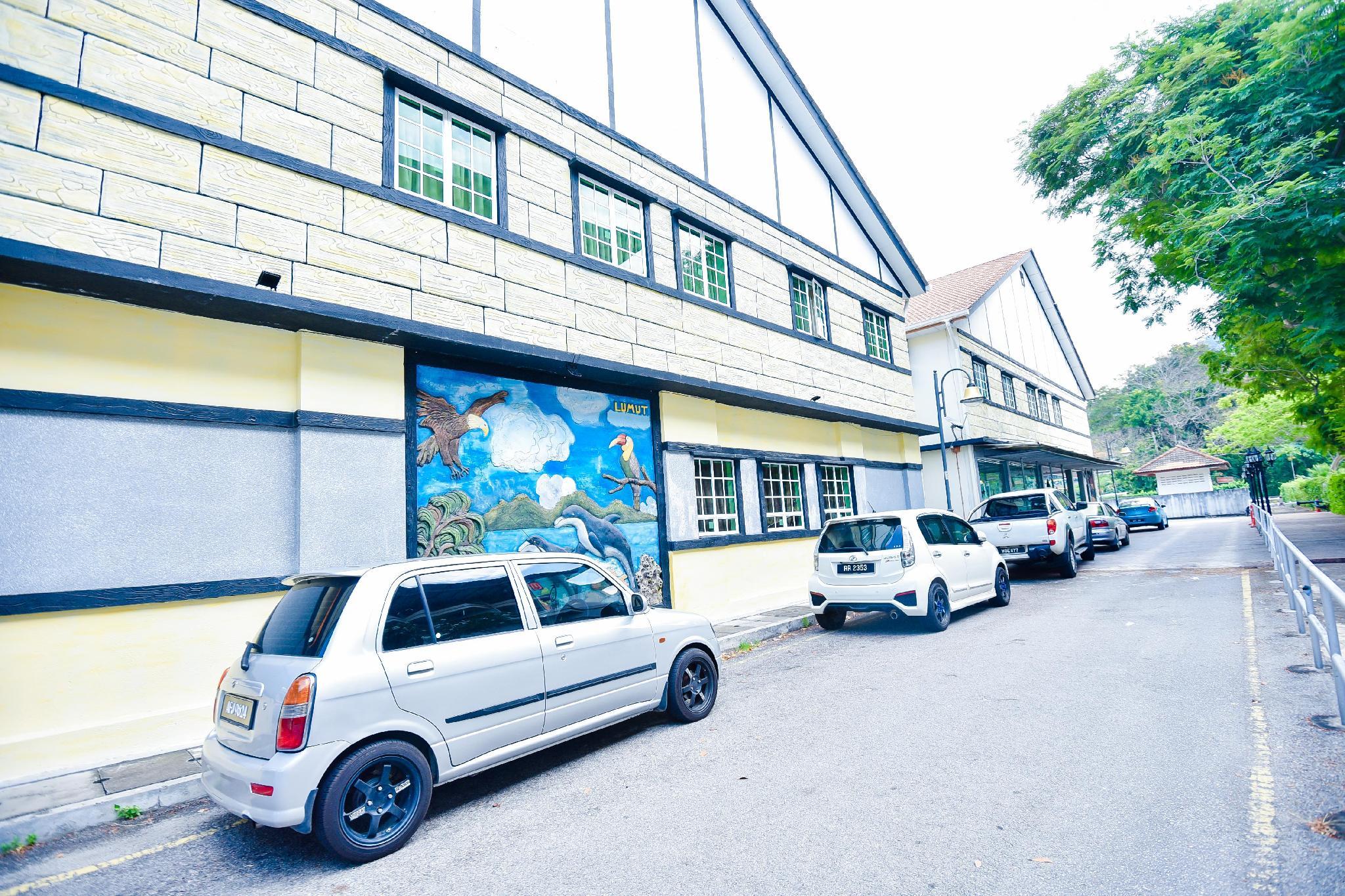 Фото Lumut Suites