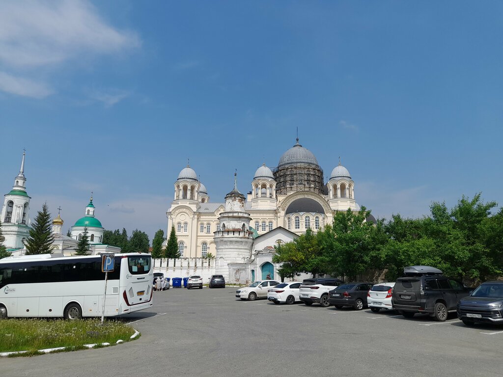 Orthodox church Church of Saints and Righteous Simeon the God-Receiver and Anna the Prophetess, Verhoturie, photo