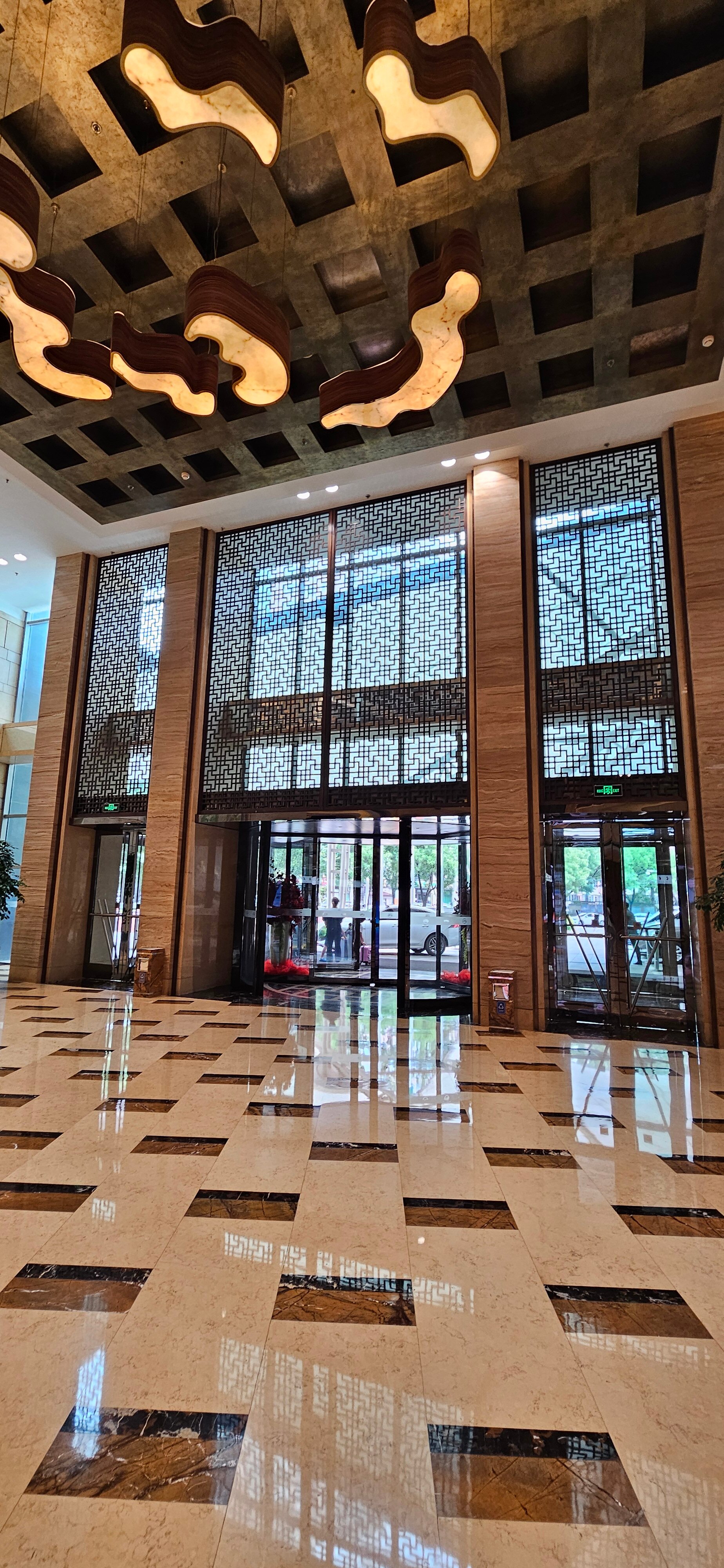 Фото Lake View Hotel