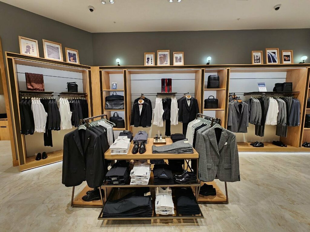 Clothing store Henderson, Perm, photo