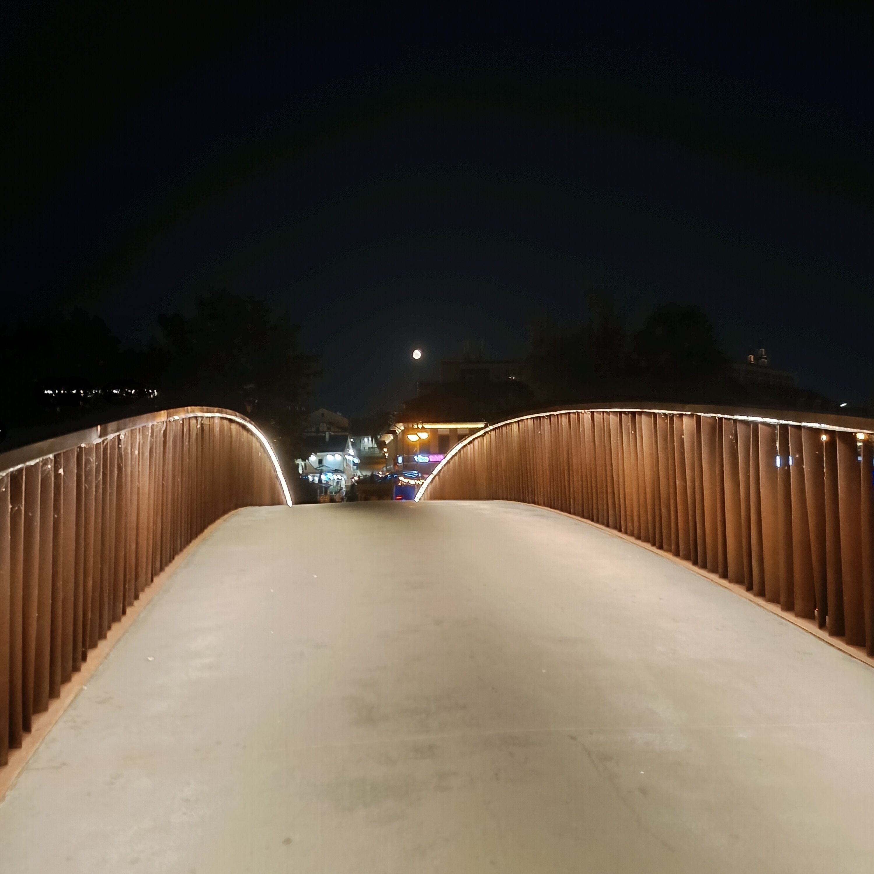 Фото Robinson-City