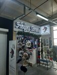Helga Brand (Soltústik aınalym tas joly, 9Б), hat shop