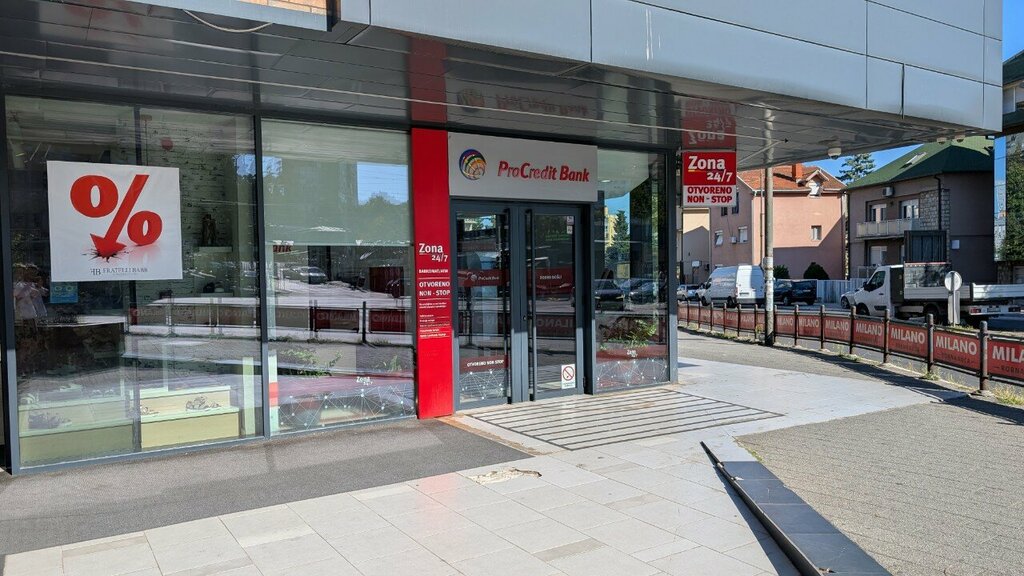 Bank ProCredit Bank, Belgrade, photo