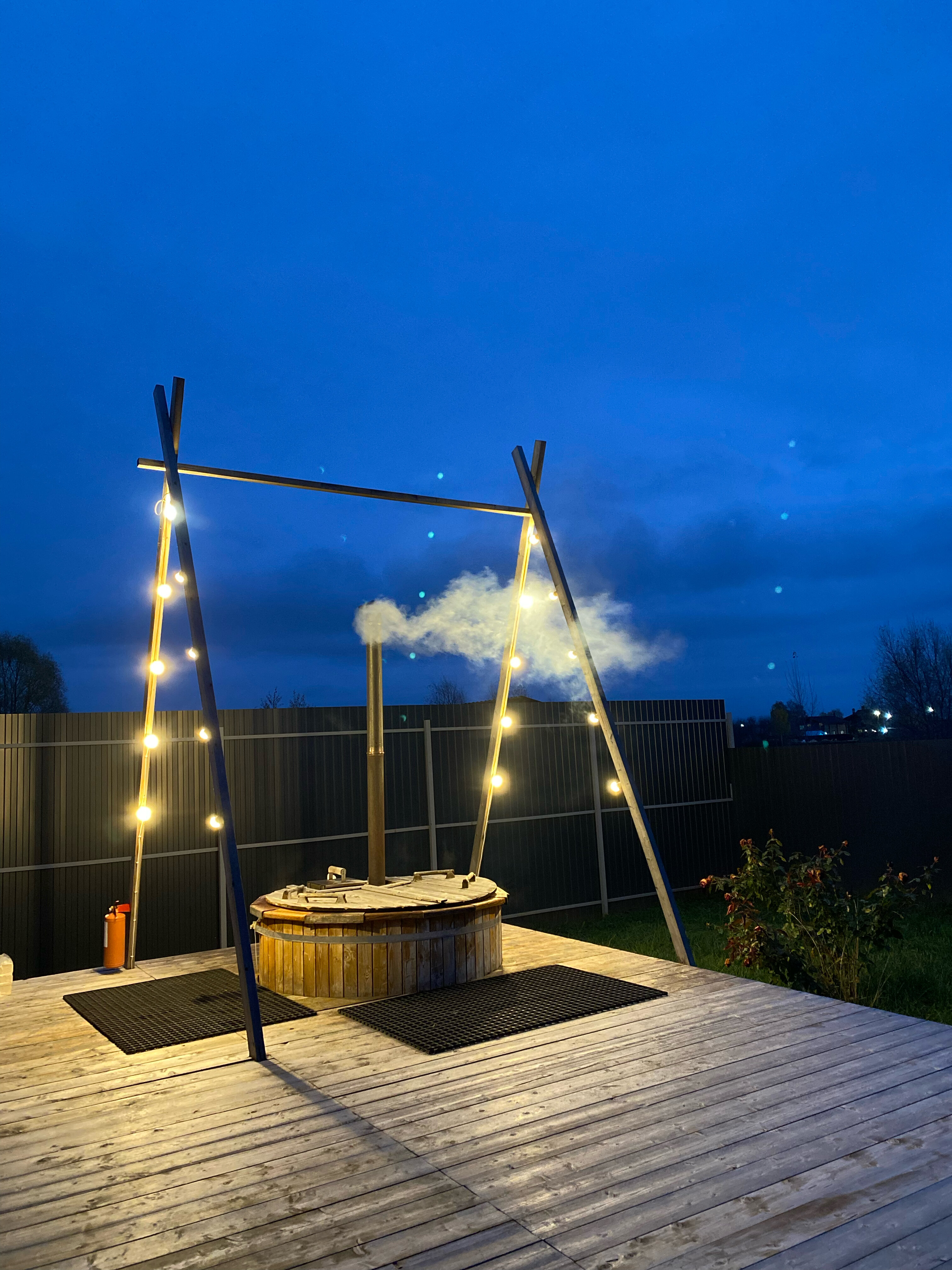 Фото Ял Хоум