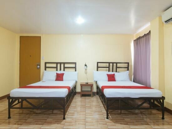 Hotel RedDoorz @ Elegance Guest House near Naia T3, Earth, photo