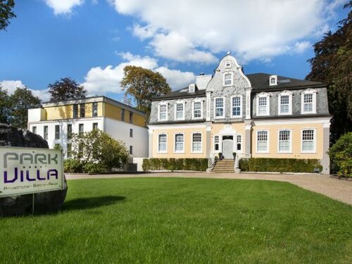 Гостиница Hotel Park Villa в Вуппертале