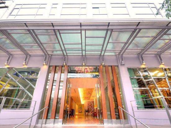 Фото One One Bangkok Hotel