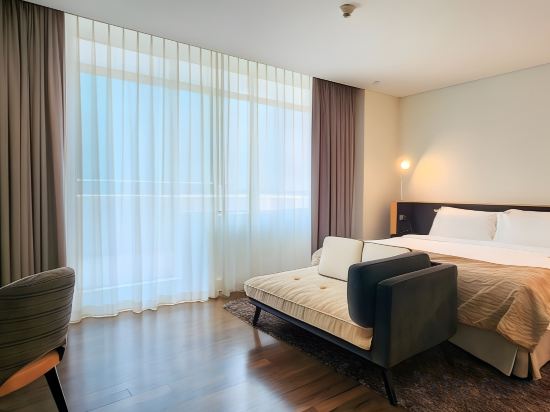 Фото Ascott Raffles Place Singapore