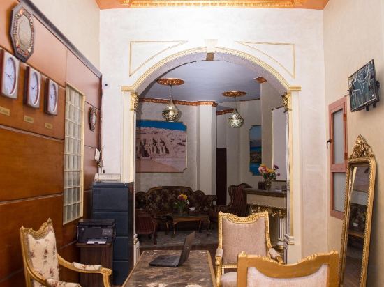 Фото New Grand Royal Hotel