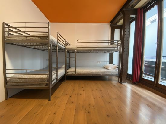 Фото Arc House Pop Art