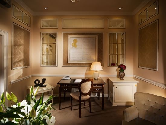 Фото Bristol Hotel Salzburg