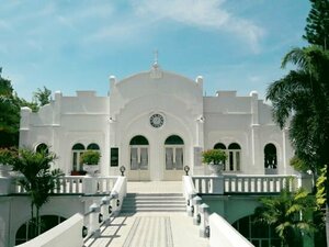 Гостиница Hotel Majapahit Surabaya - MGallery