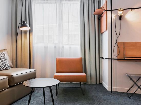 Фото Moxy Paris Bastille France