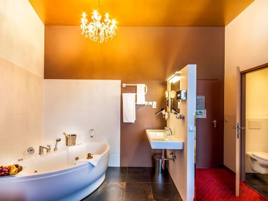 Фото Boutique Hotel Donauwalzer