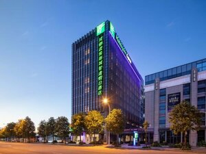 Гостиница Holiday Inn Express Chengdu Wuhou New City