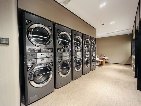 Фото Ji Hotel Lujiazui Babaiban