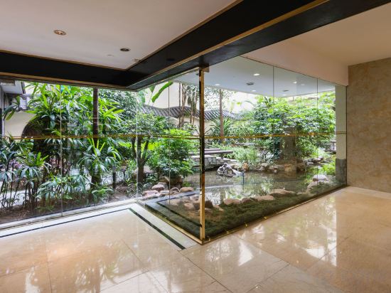 Фото Hotel Landmark Canton