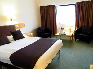 The Waterside Hotel (Great Britain), hotel