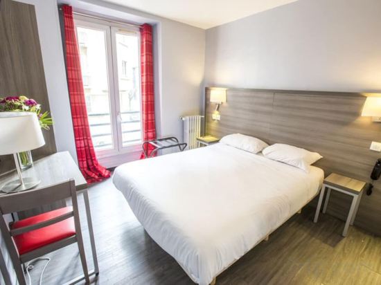 Фото Hipotel Paris Père Lachaise République