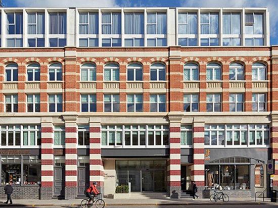 Фото The Rosebery by Supercity Aparthotels