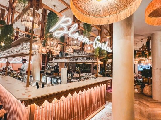 Фото Bloom House Hotel & SPA