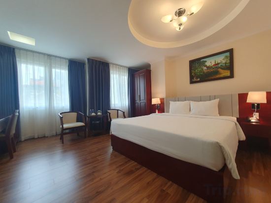 Фото Bon Ami Hotel