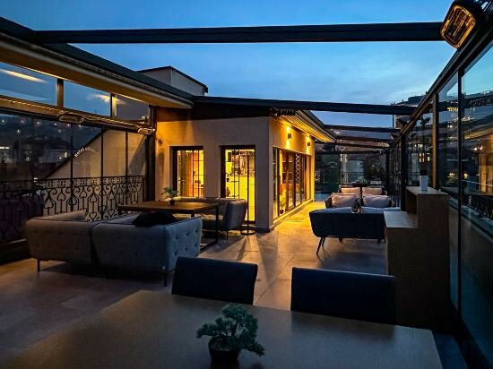 Фото Silver 39 Corner Hotel